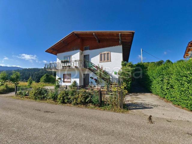 Villa Indipendente in vendita a Canove Di Roana, Veneto