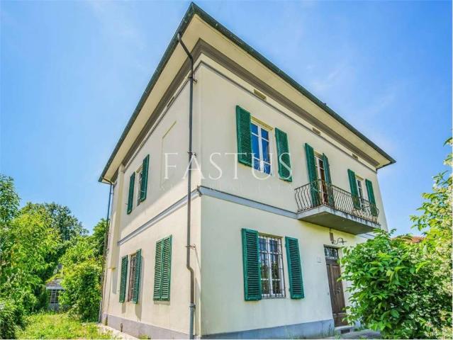 Villa Indipendente in vendita a Capannori, Toscana