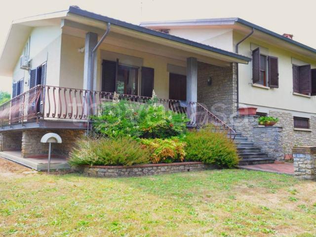Villa Indipendente in vendita a Lappato, Capannori