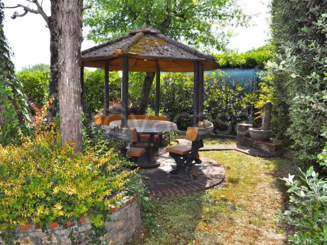 Villa Indipendente in vendita a Capannori, Toscana