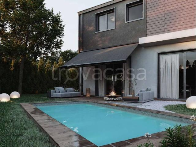 Villa Indipendente in vendita a Carate Brianza, Lombardia