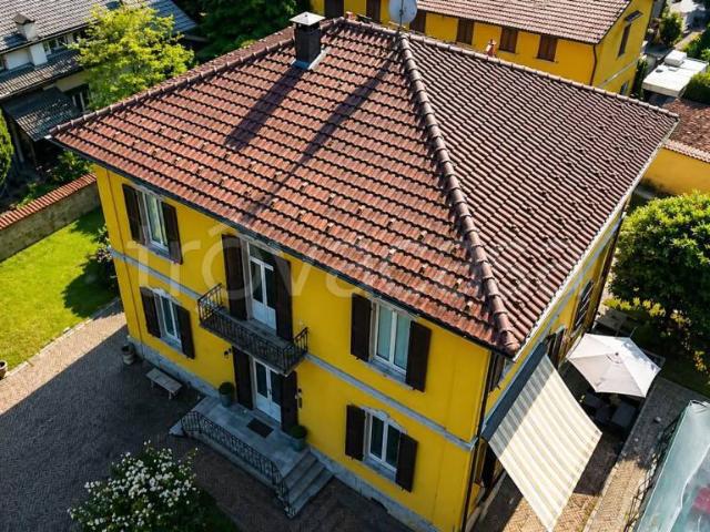 Villa Indipendente in vendita a Realdino, Carate Brianza