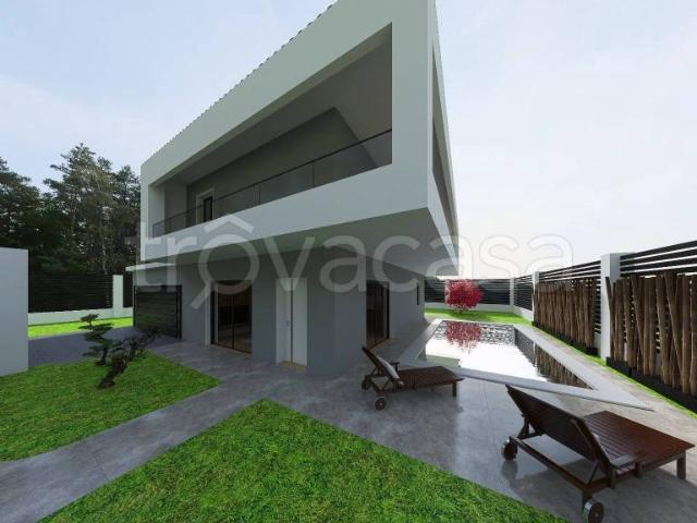 Villa Indipendente in vendita a Carate Brianza, Lombardia