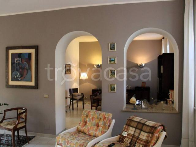 Villa Indipendente in vendita a Piemonte, Vercelli