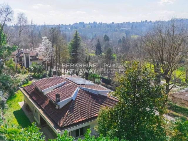 Villa Indipendente in vendita a Carimate, Lombardia