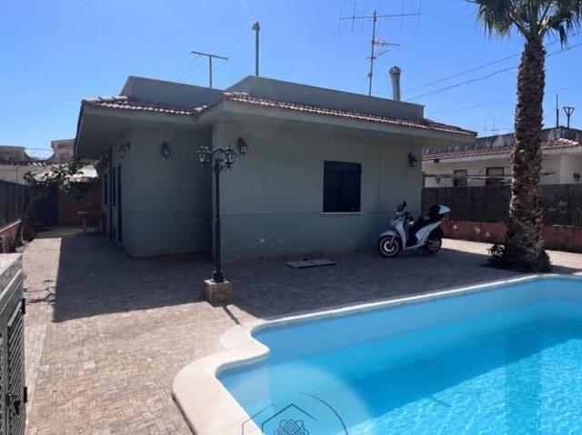 Villa Indipendente in vendita a Piraineto, Carini