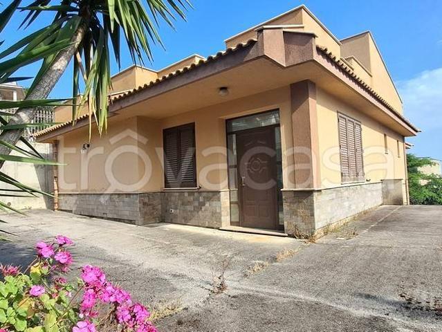 Villa Indipendente in vendita a Carini, Sicilia