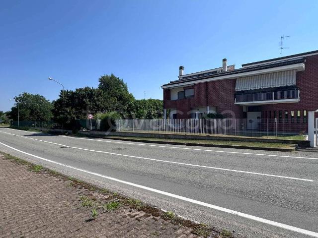 Villa Indipendente in vendita a Piemonte, Novara