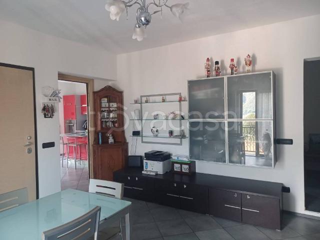 Villa Indipendente in vendita a Ramate, Casale Corte Cerro
