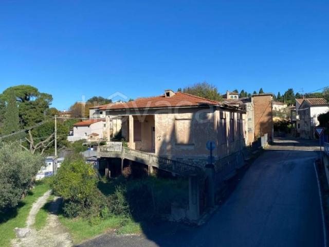 Villa Indipendente in vendita a Casciana Terme Lari, Usigliano