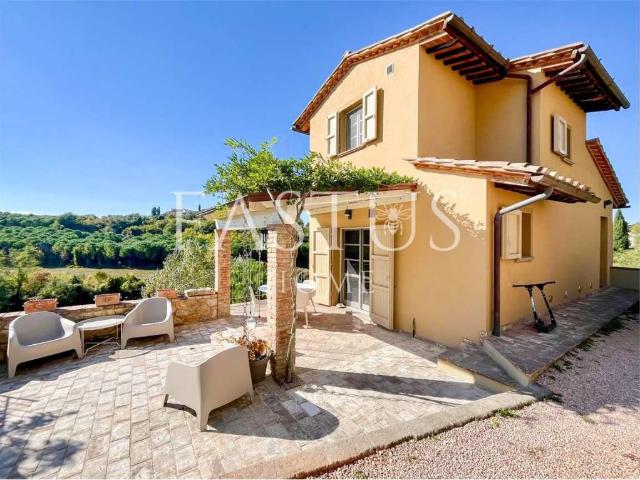 Villa Indipendente in vendita a Casciana Terme Lari, Lari