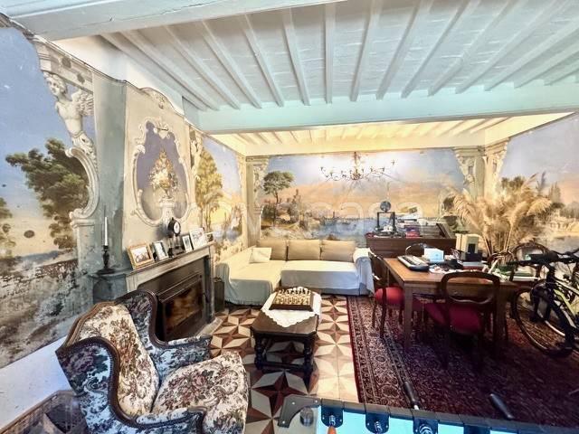 Villa Indipendente in vendita a San Frediano a Settimo, Cascina