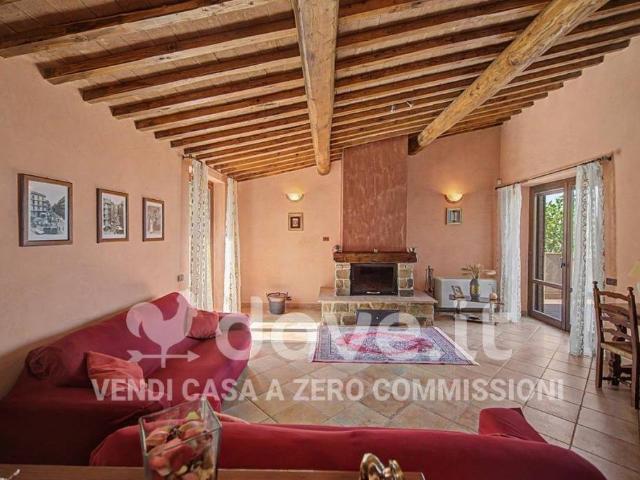 Villa Indipendente in vendita a Casole D'elsa, Toscana