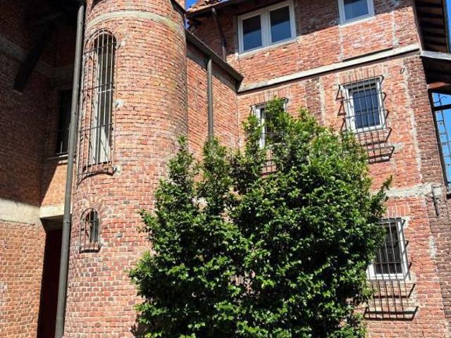 Villa Indipendente in vendita a Casorate Sempione, Lombardia