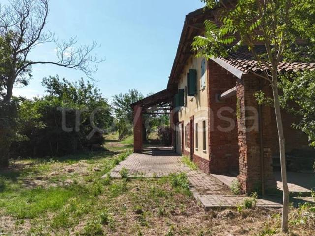 Villa Indipendente in vendita a Cassine, Alessandria