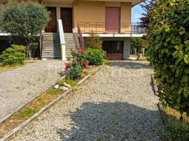 Villa Indipendente in vendita a Ca de Noci, Robecco Sul Naviglio