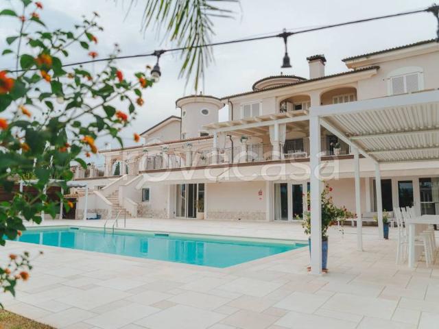 Villa Indipendente in vendita a Marzanese, Cassino