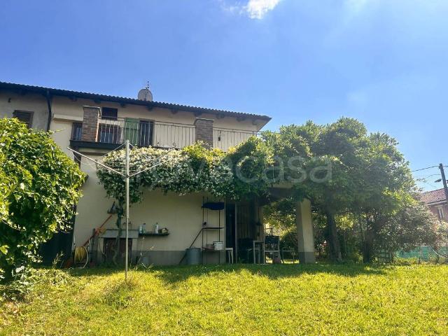 Villa Indipendente in vendita a Castagnole delle Lanze, Piemonte