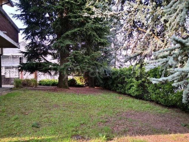 Villa Indipendente in vendita a Casteggio, Lombardia