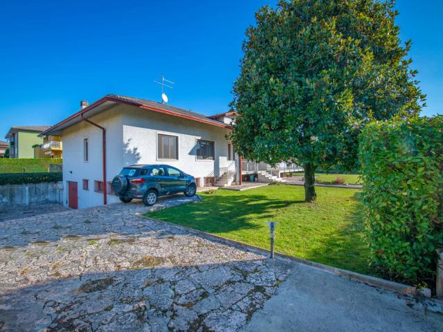 Villa Indipendente in vendita a Castel D'azzano, Veneto