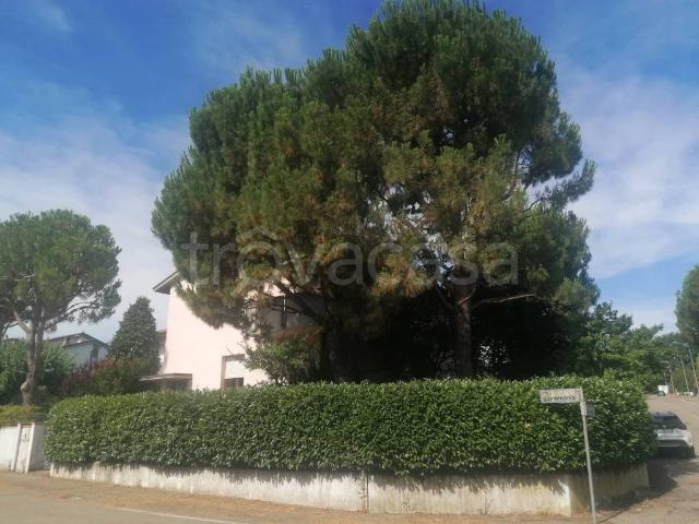 Villa Indipendente in vendita a Nuovo Circondario Imolese, Castel San Pietro Terme
