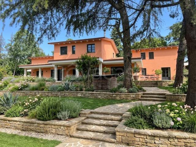 Villa Indipendente in vendita a Nuovo Circondario Imolese, Castel San Pietro Terme