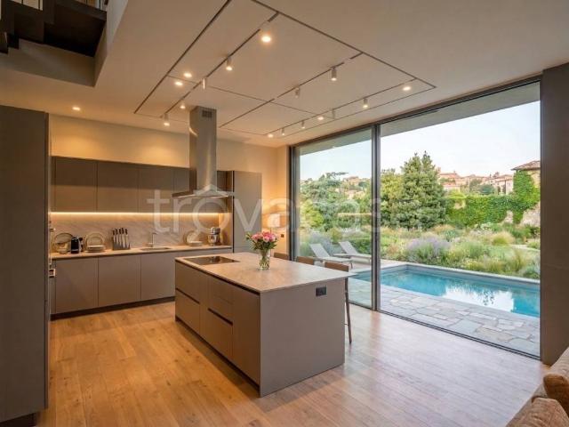 Villa Indipendente in vendita a Nuovo Circondario Imolese, Castel San Pietro Terme