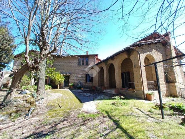 Villa Indipendente in vendita a Castel Sant'elia, Lazio