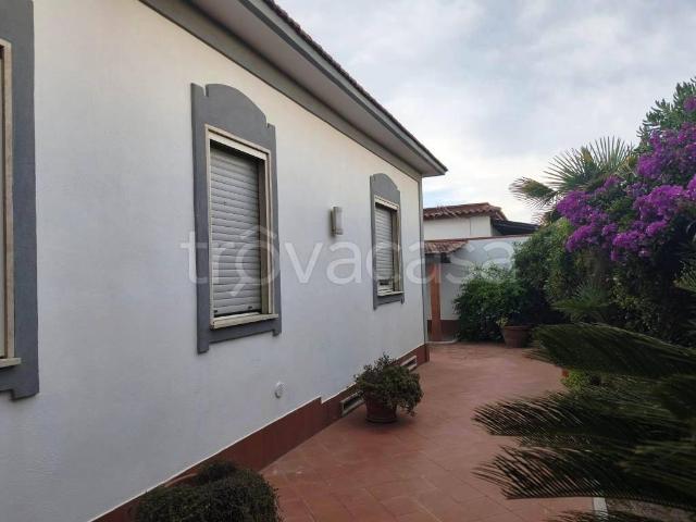 Villa Indipendente in vendita a Giugliano In Campania, Campania