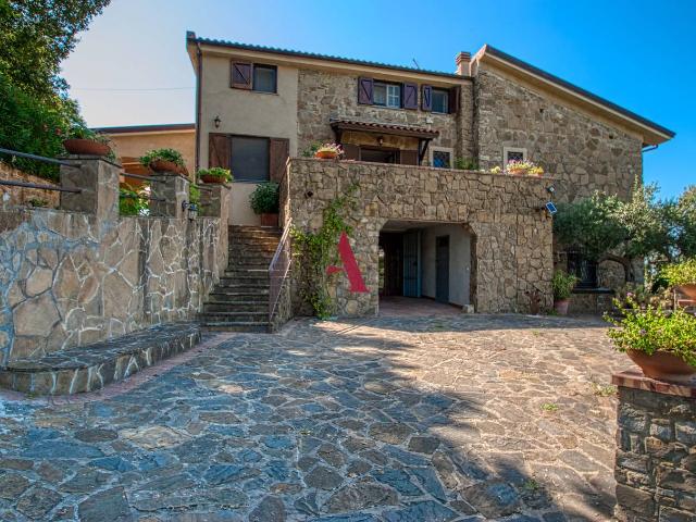 Villa Indipendente in vendita a Castellabate