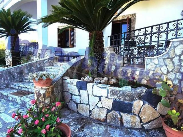 Villa Indipendente in vendita a Castellammare Del Golfo, Sicilia