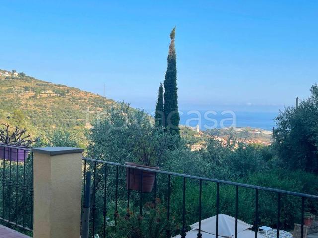Villa Indipendente in vendita a Castellaro, Liguria