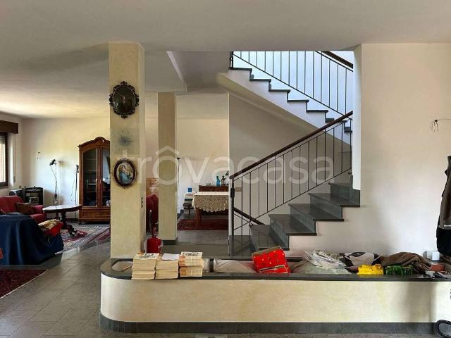Villa Indipendente in vendita a Castell'arquato, Reggio Emilia