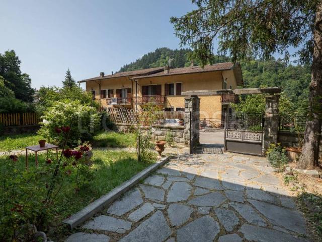 Villa Indipendente in vendita a Appennino Reggiano, Re
