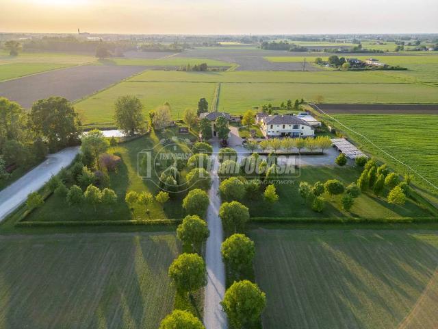 Villa Indipendente in vendita a Pedagna, Castenaso