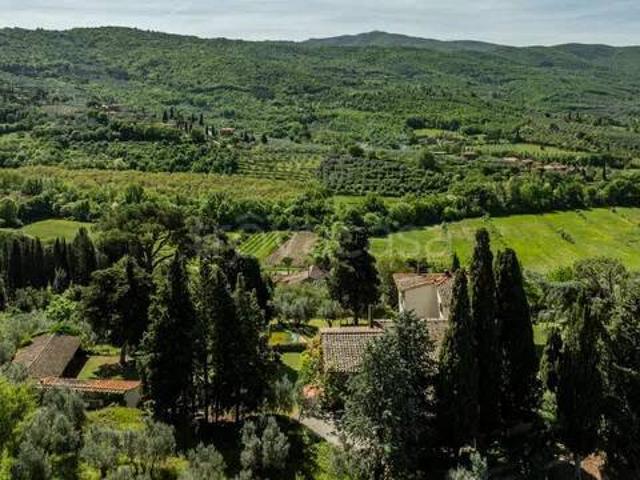 Villa Indipendente in vendita a Castiglion Fiorentino, Toscana