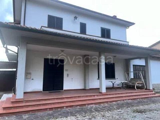 Villa Indipendente in vendita a Montecchio Vesponi, Castiglion Fiorentino