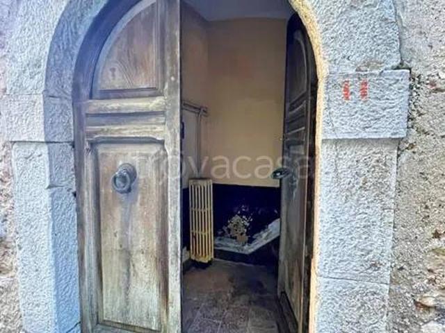 Villa Indipendente in vendita a Castro Dei Volsci, Lazio