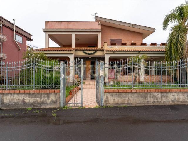 Villa Indipendente in vendita a San Giovanni Galermo-Trappeto-Cibali, Catania