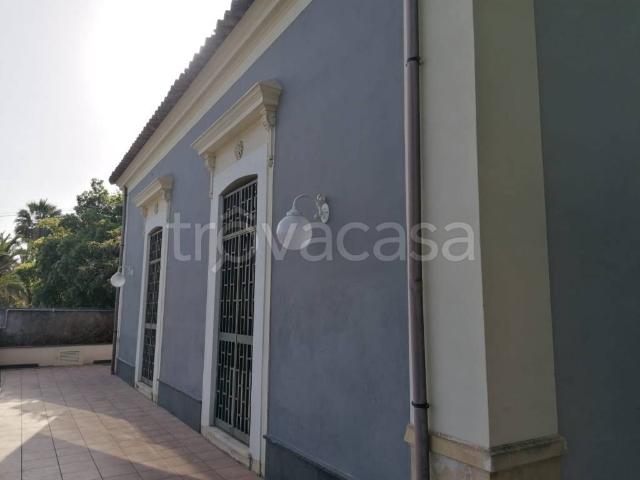 Villa Indipendente in vendita a Picanello-Ognina-Barriera-Canalicchio, Catania