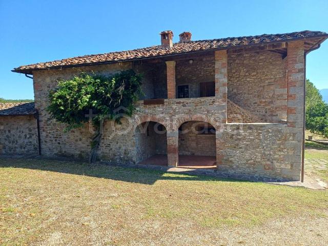 Villa Indipendente in vendita a Montegonzi, Toscana
