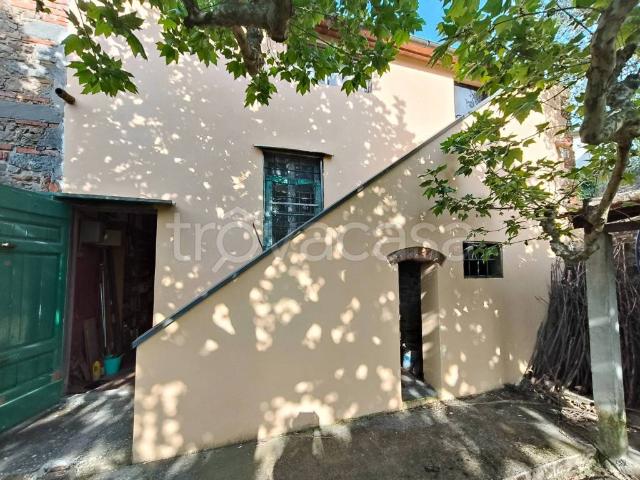 Villa Indipendente in vendita a Larciano, Castelmartini