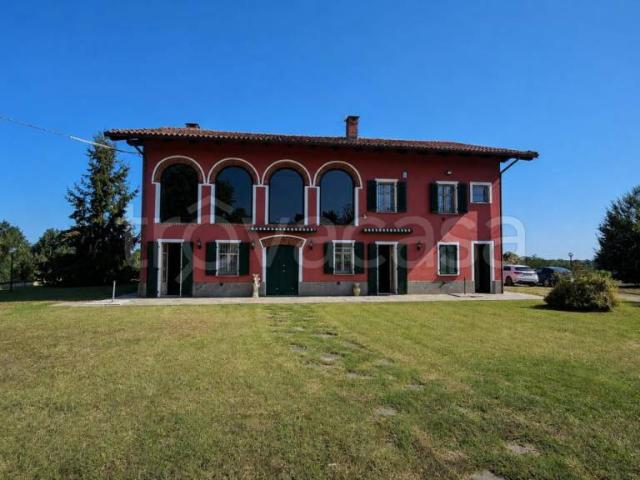 Villa Indipendente in vendita a Piemonte, Asti