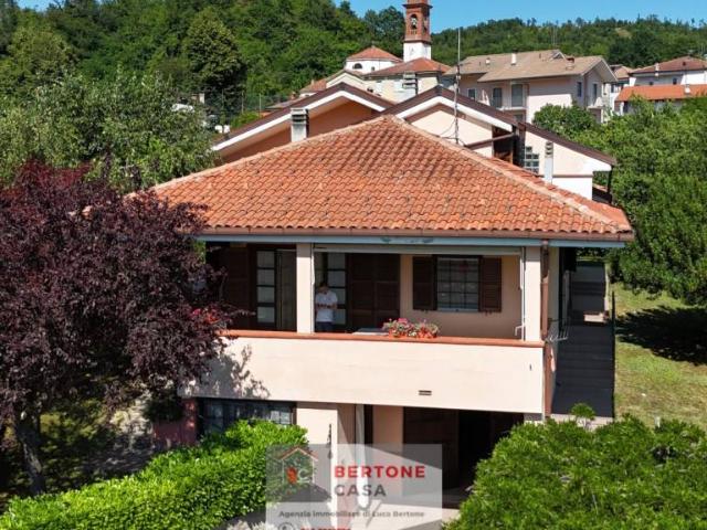 Villa Indipendente in vendita a Cengio, Liguria