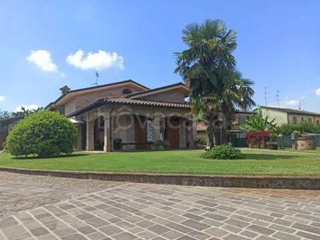 Villa Indipendente in vendita a Unione Alto Ferrarese, Cento