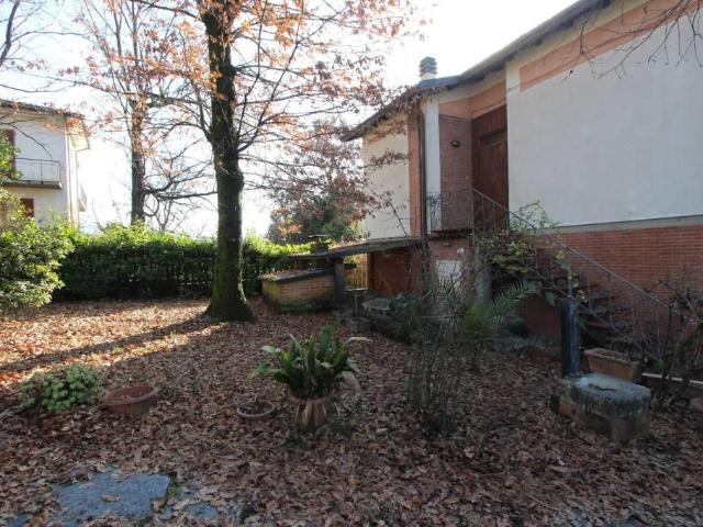 Villa Indipendente in vendita a Bolano, Liguria