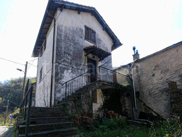 Villa Indipendente in vendita a Ceranesi, Liguria
