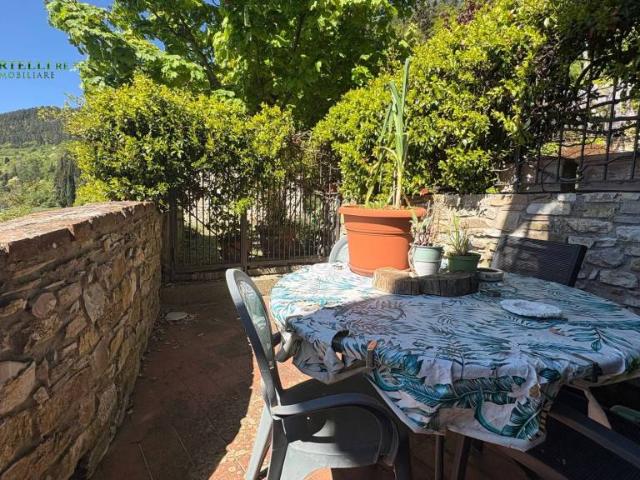 Villa Indipendente in vendita a Cercina, Sesto Fiorentino