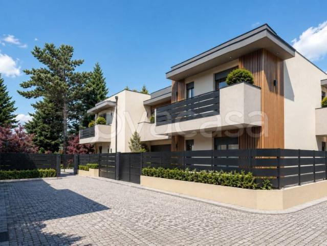 Villa Indipendente in vendita a Cantalupo, Cerro Maggiore