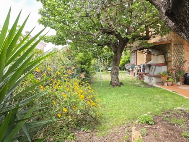 Villa Indipendente in vendita a Roma Capitale, Lazio